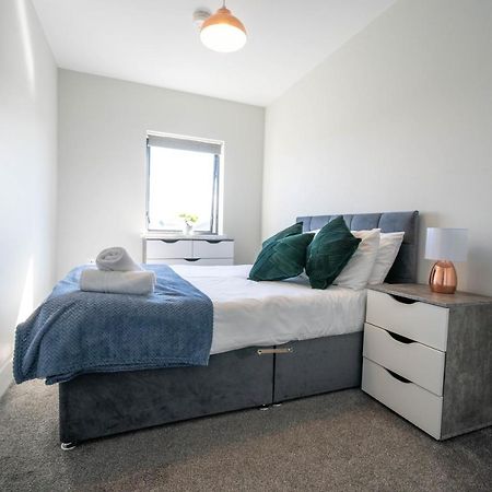 Rooftop Apartment At Queens Beautiful Views Belfast Exterior photo