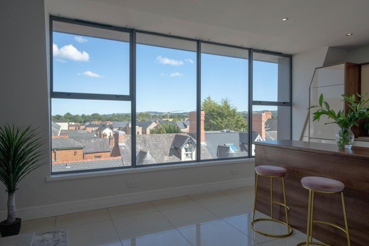 Rooftop Apartment At Queens Beautiful Views Belfast Exterior photo